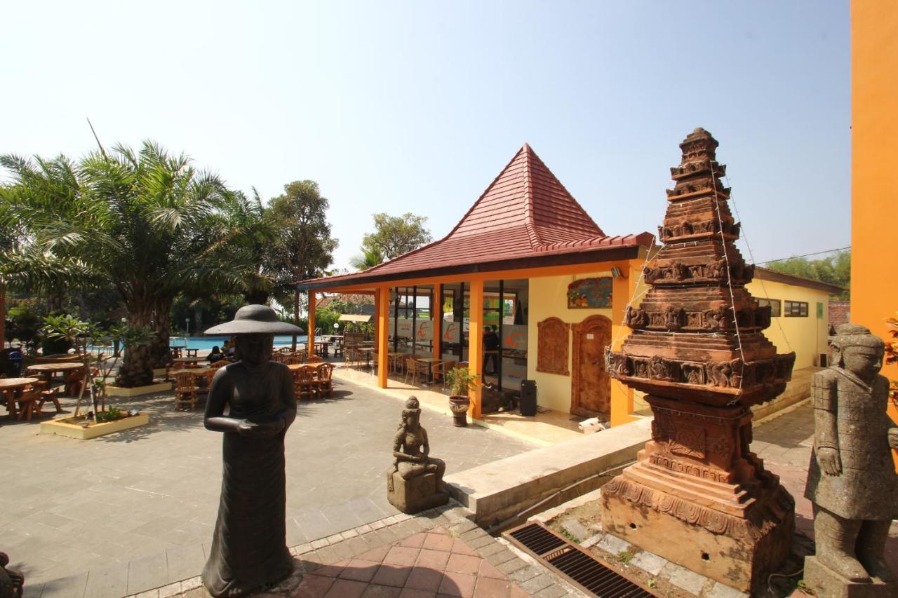 Ciptaningati Hotel Batu (East Java) Exterior foto
