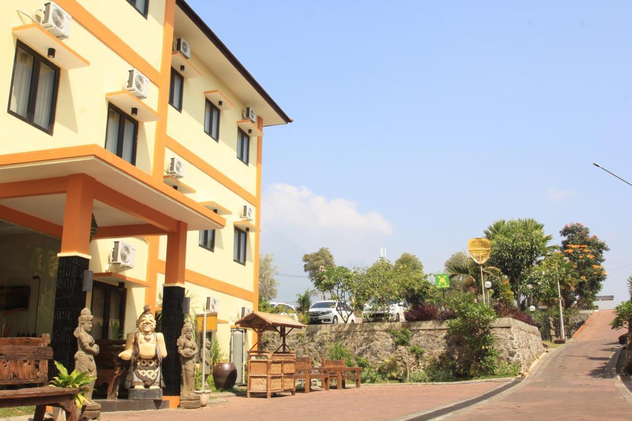 Ciptaningati Hotel Batu (East Java) Exterior foto
