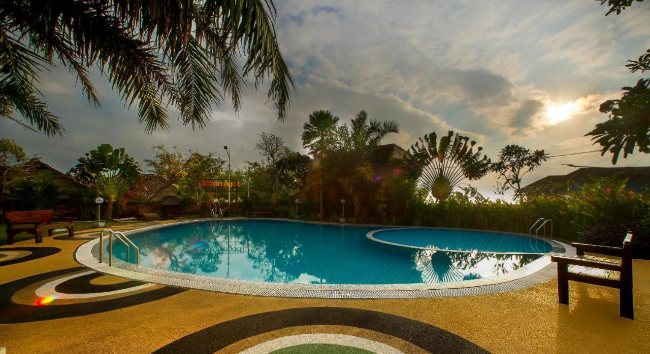 Ciptaningati Hotel Batu (East Java) Exterior foto